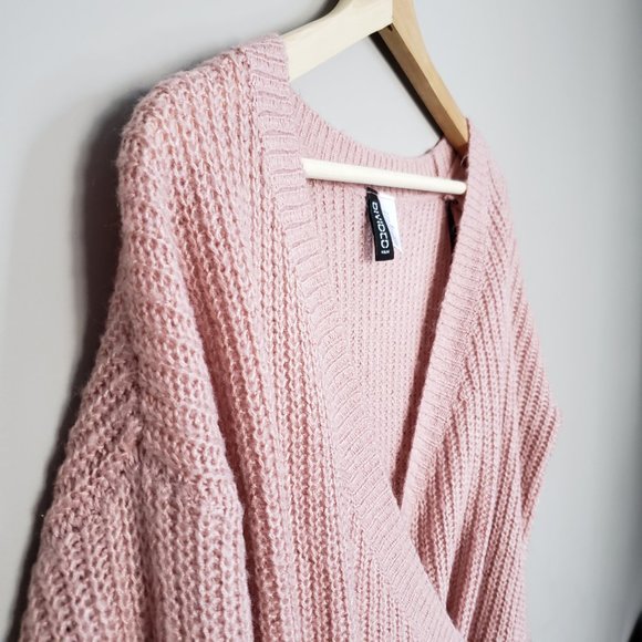 Divided x H&M Pink Crossover Sweater XS - Picture 3 of 5